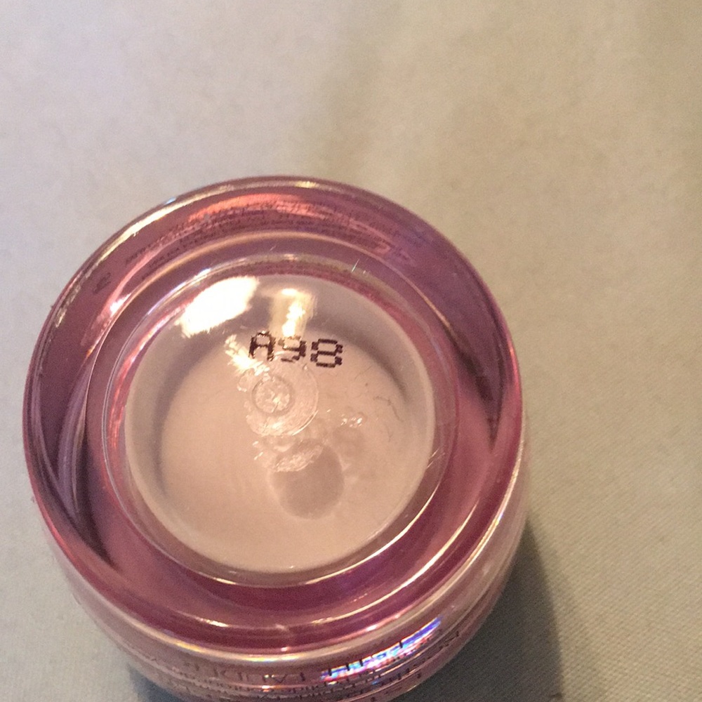 Estée Lauder Resilience Multi Effect eye cream - Picture 2 of 3
